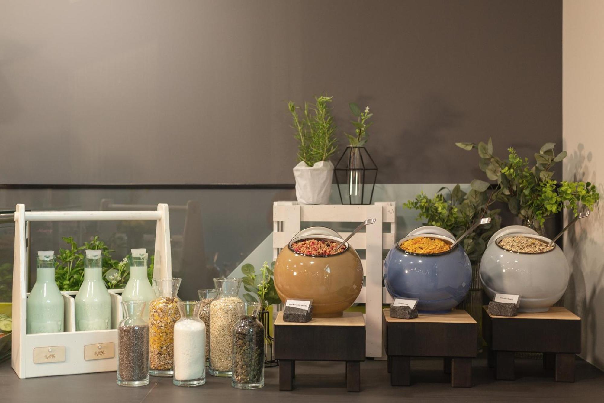 Holiday Inn - The Niu, Seven Dusseldorf Ost By Ihg エクステリア 写真